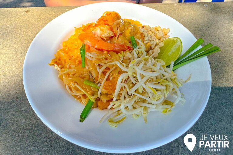 Pad Thaï spécialités culinaires