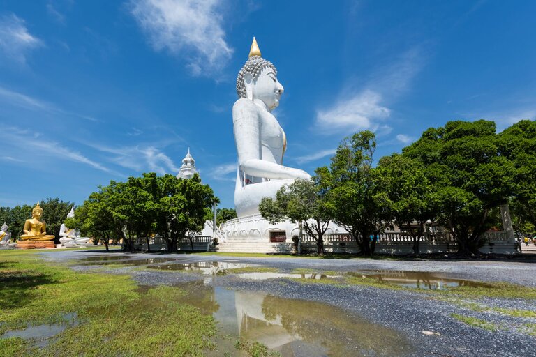 Wat Phai Rong Wua, Suphanburi