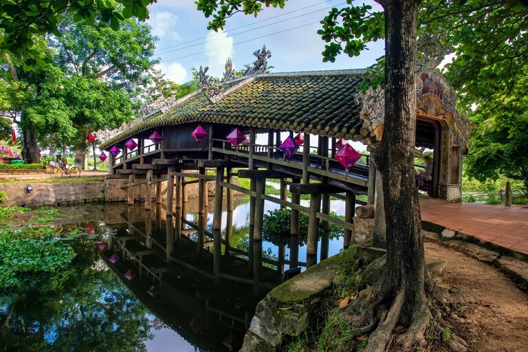 Pont Thanh Toan Hué Vietnam