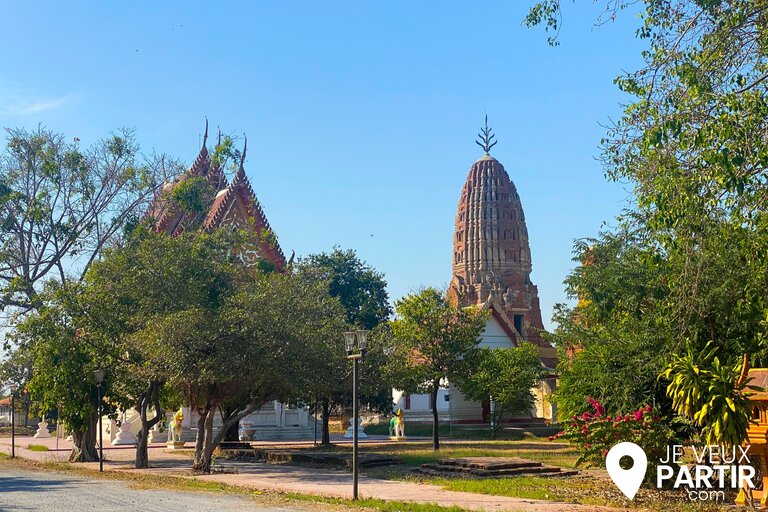 Wat Phra Srirattana Mahathat Suphanburi 